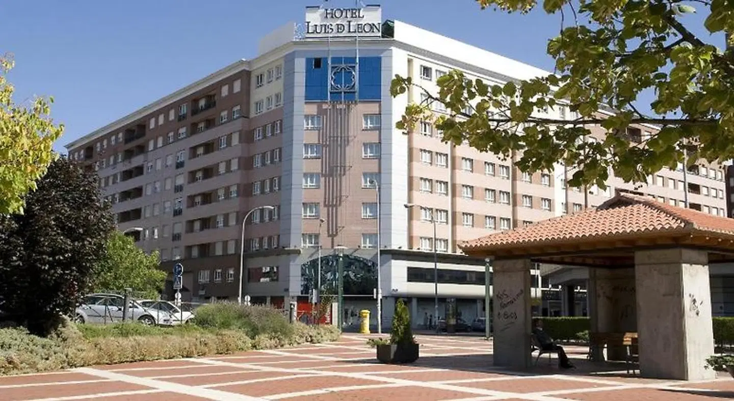 Silken Luis de León EXTERIOR