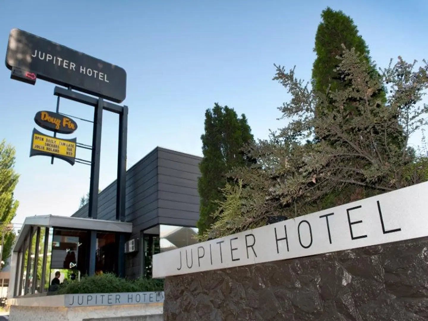 Jupiter Hotel EXTERIOR