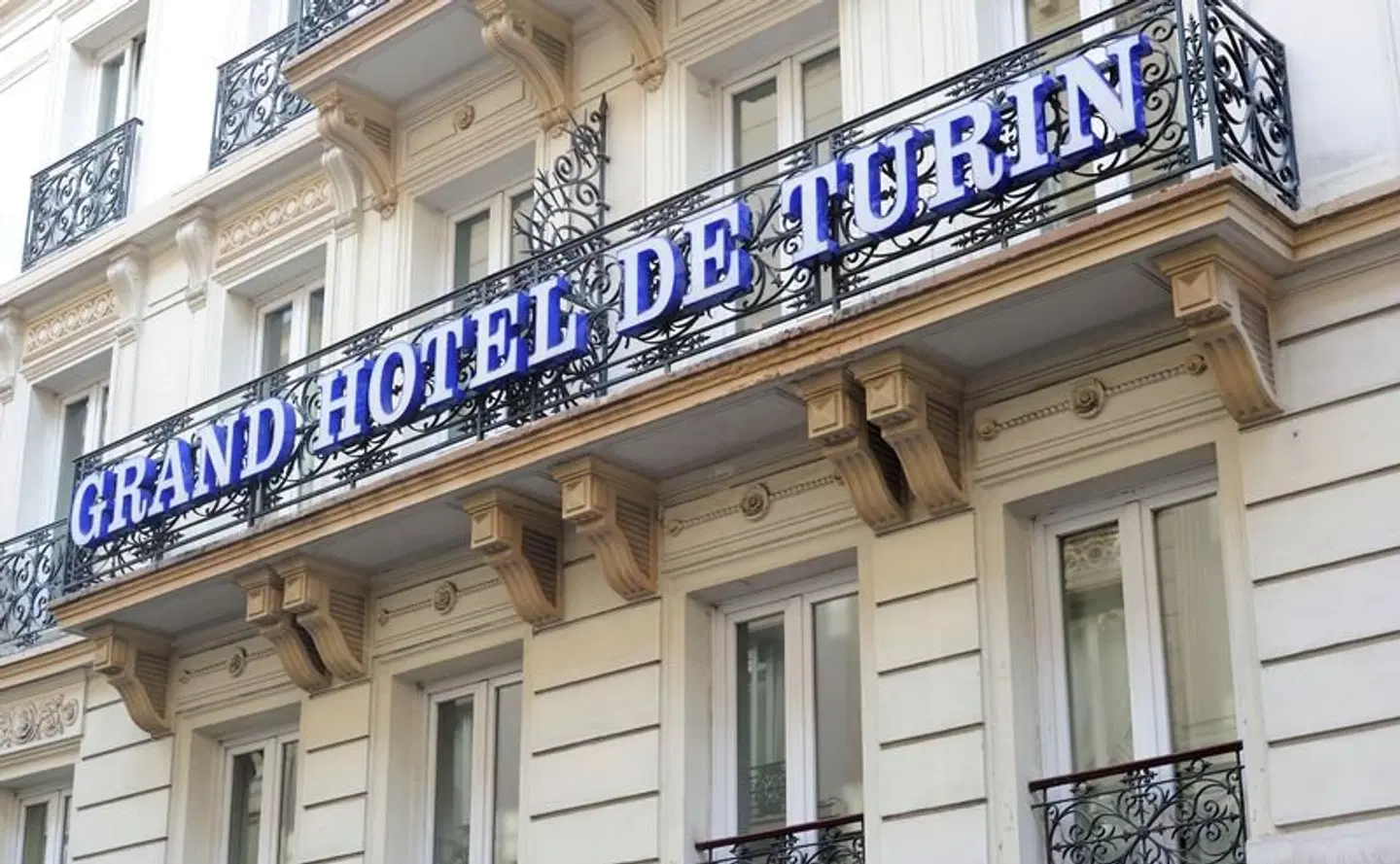 Grand Hôtel De Turin EXTERIOR