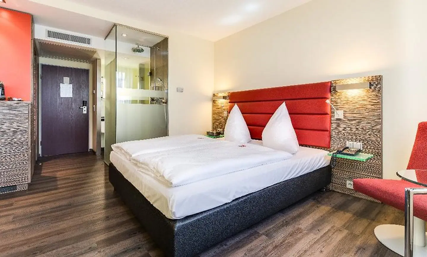 NOVINA HOTEL Wöhrdersee Nürnberg City ROOM_EXAMPLE