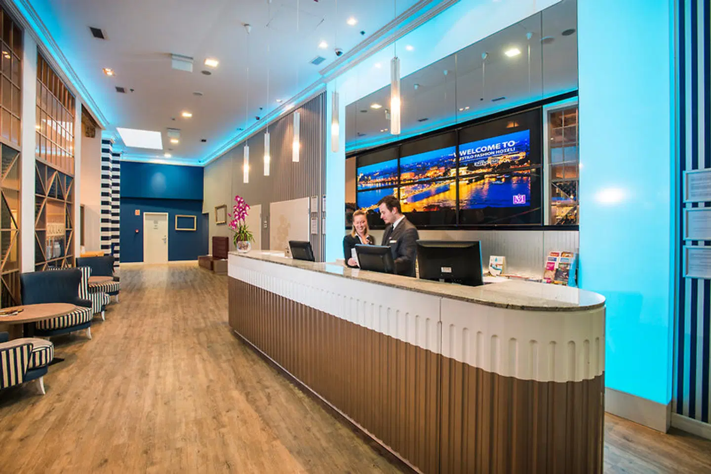 Estilo Hotel by Mellow Mood Hotels Bar