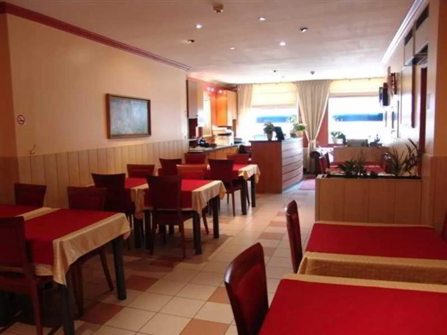 Albert Hotel Restaurant