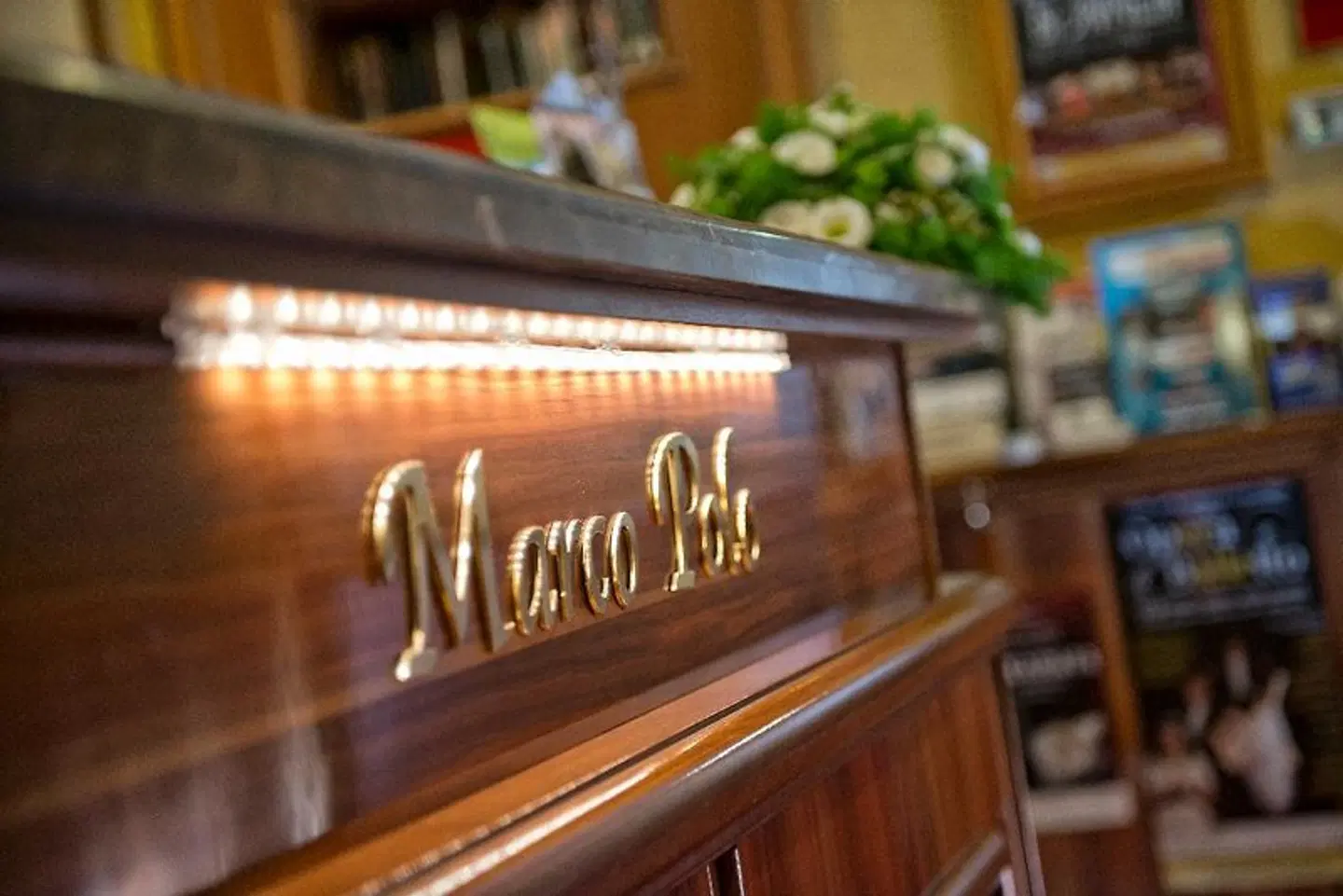 Marco Polo Hotel Bar