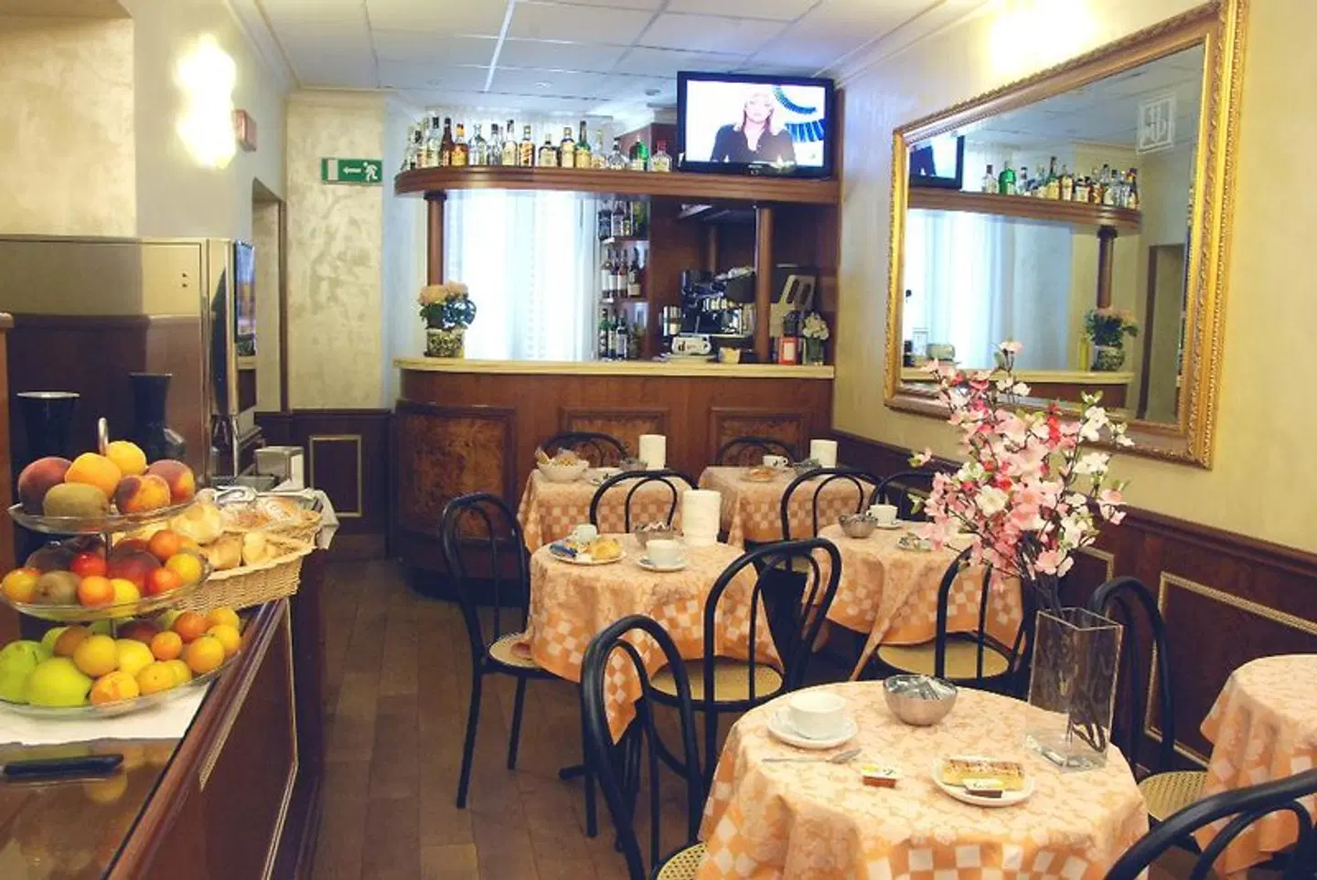 Marco Polo Hotel Restaurant