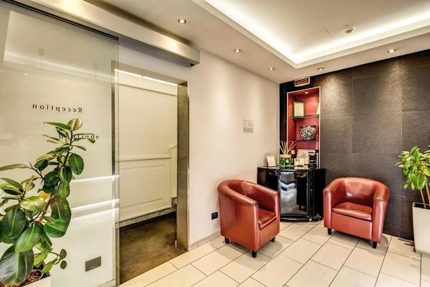 Trevi 41 Hotel ROOM_EXAMPLE