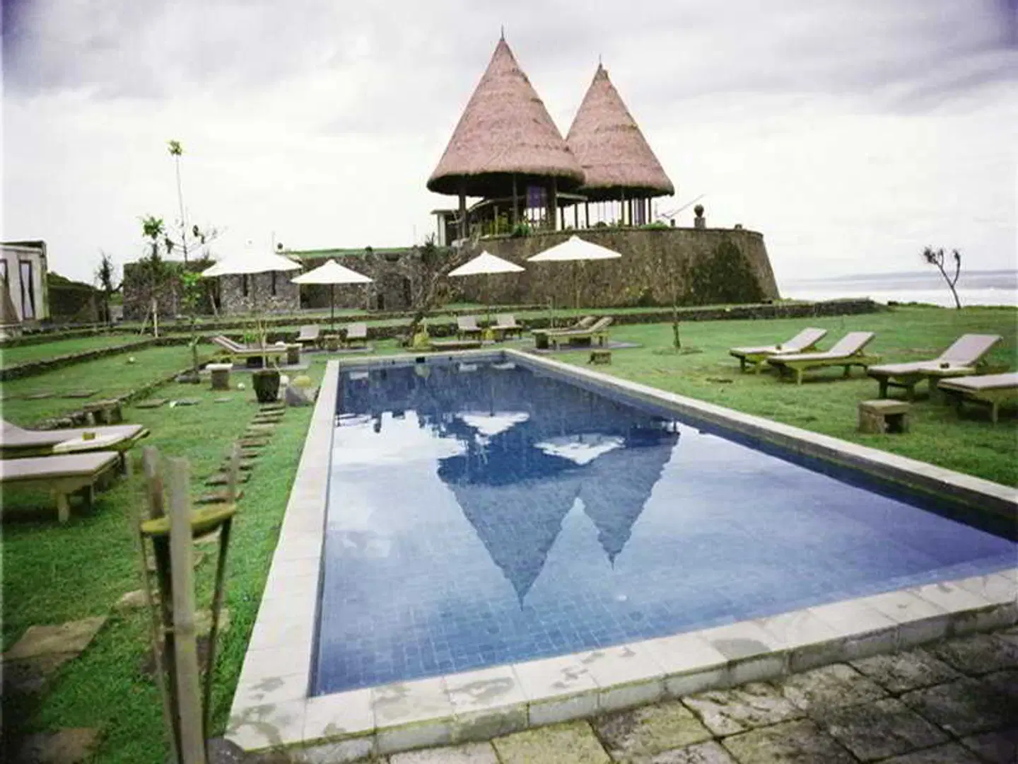 WakaGangga OUTDOOR_POOL