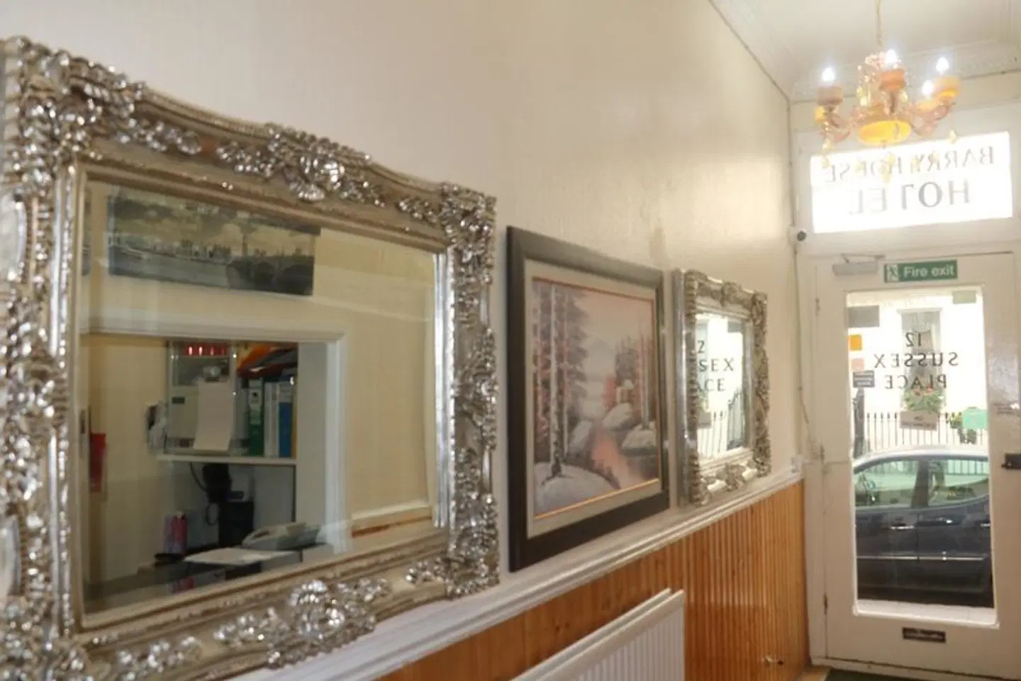 Barry House ROOM_EXAMPLE