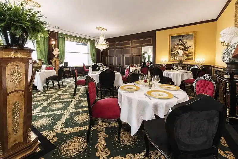Chateau Le Prieure – Hotelfoto