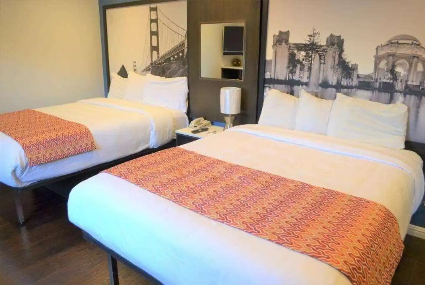 Super 8 by Wyndham San Francisco/Near the Marina Wohnbeispiel