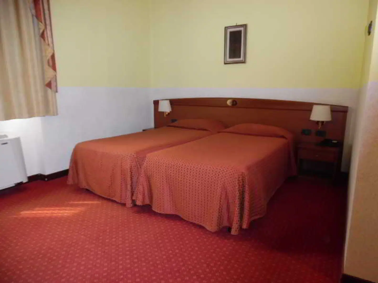 Majestic ROOM_EXAMPLE