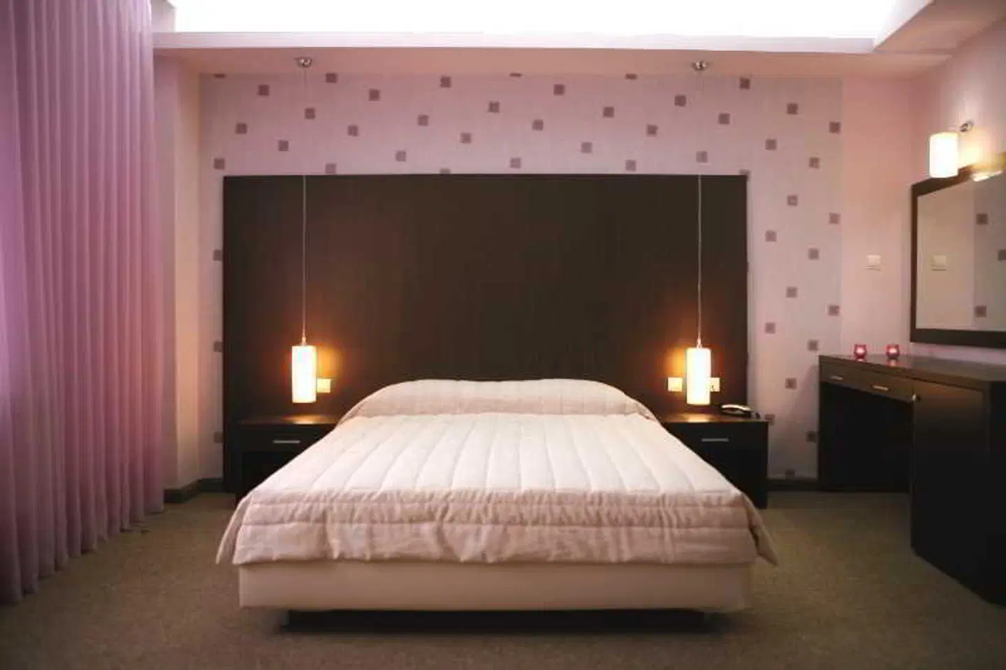 Assembly Hotel ROOM_EXAMPLE