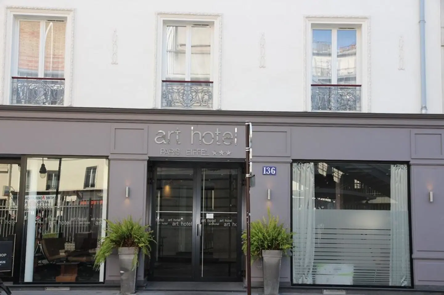 Art Hotel Eiffel EXTERIOR