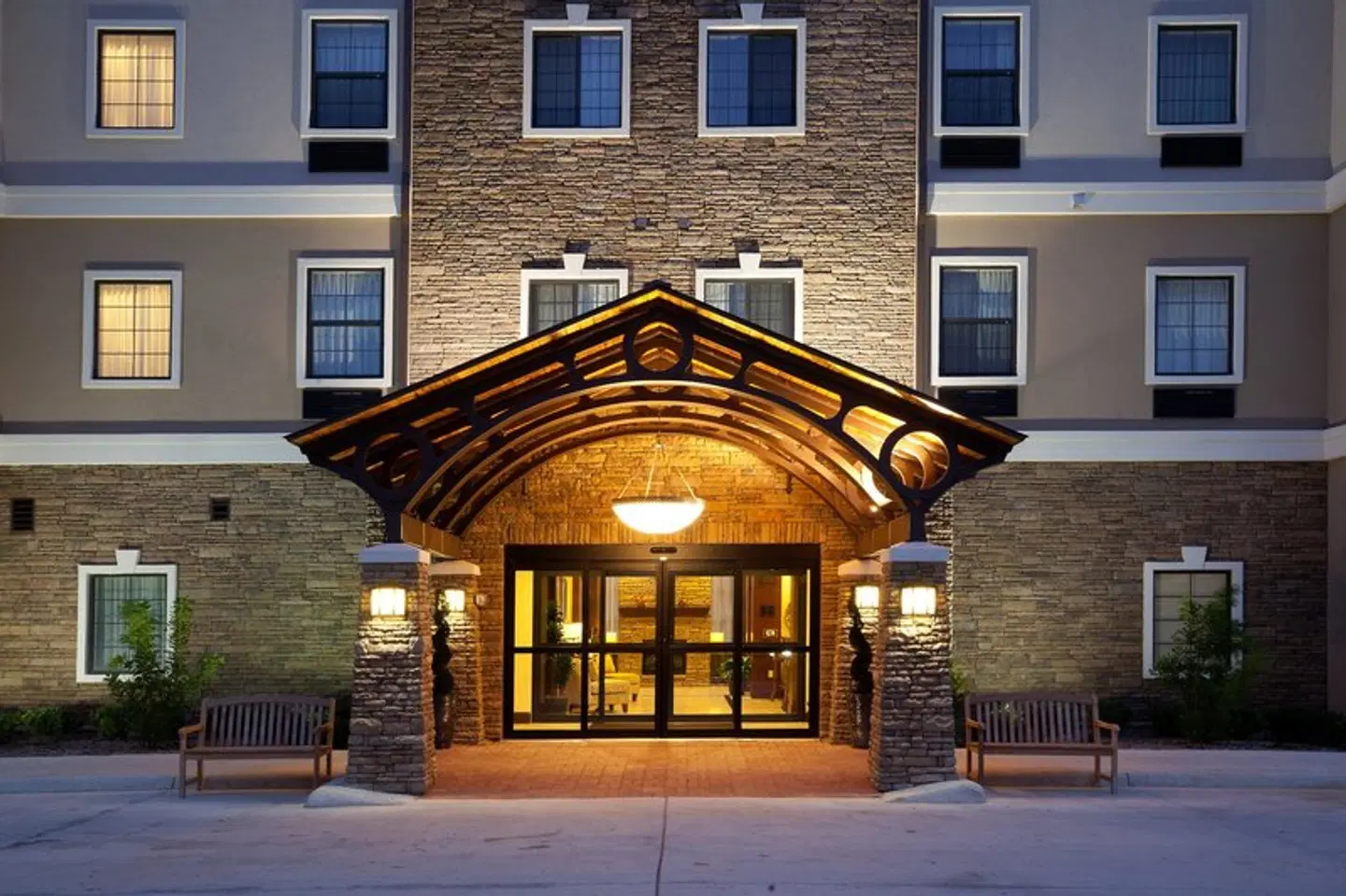 Staybridge Suites San Antonio Sea World by IHG EXTERIOR