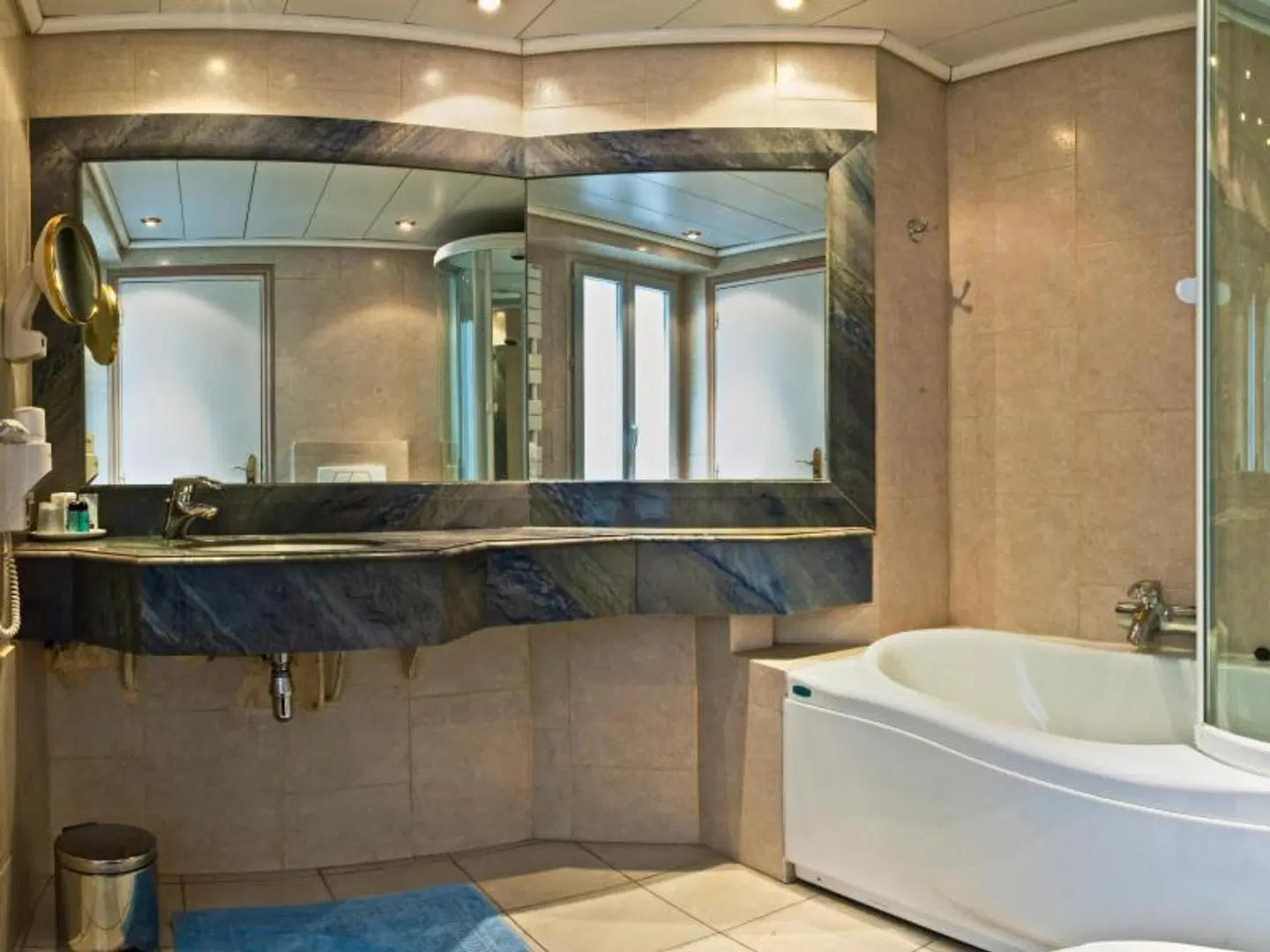 Hôtel Du Midi Paris Badezimmer