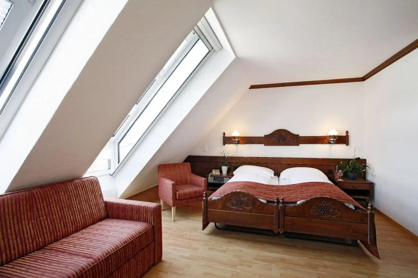 Ambassador ROOM_EXAMPLE