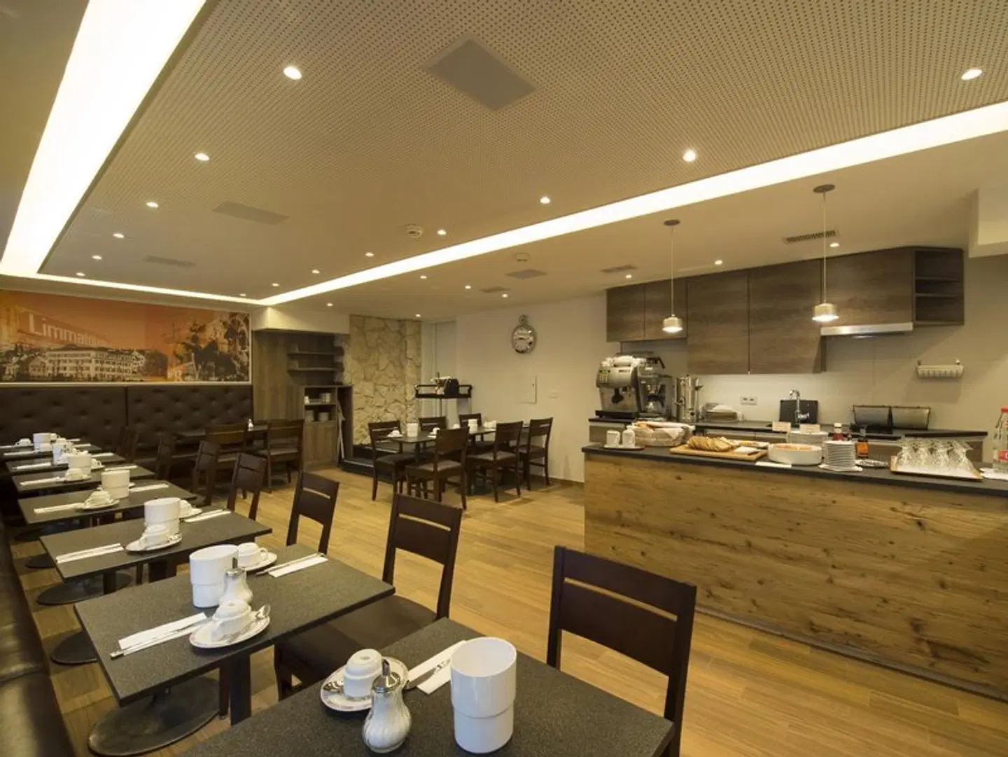 Hotel Alexander Restaurant