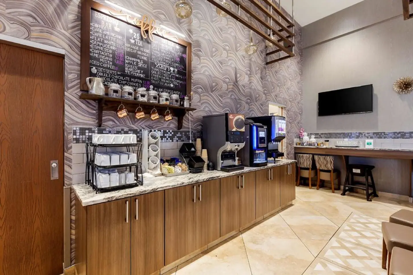 Best Western Plus St. John's Airport Hotel and Suites LOUNGE_LOBBY