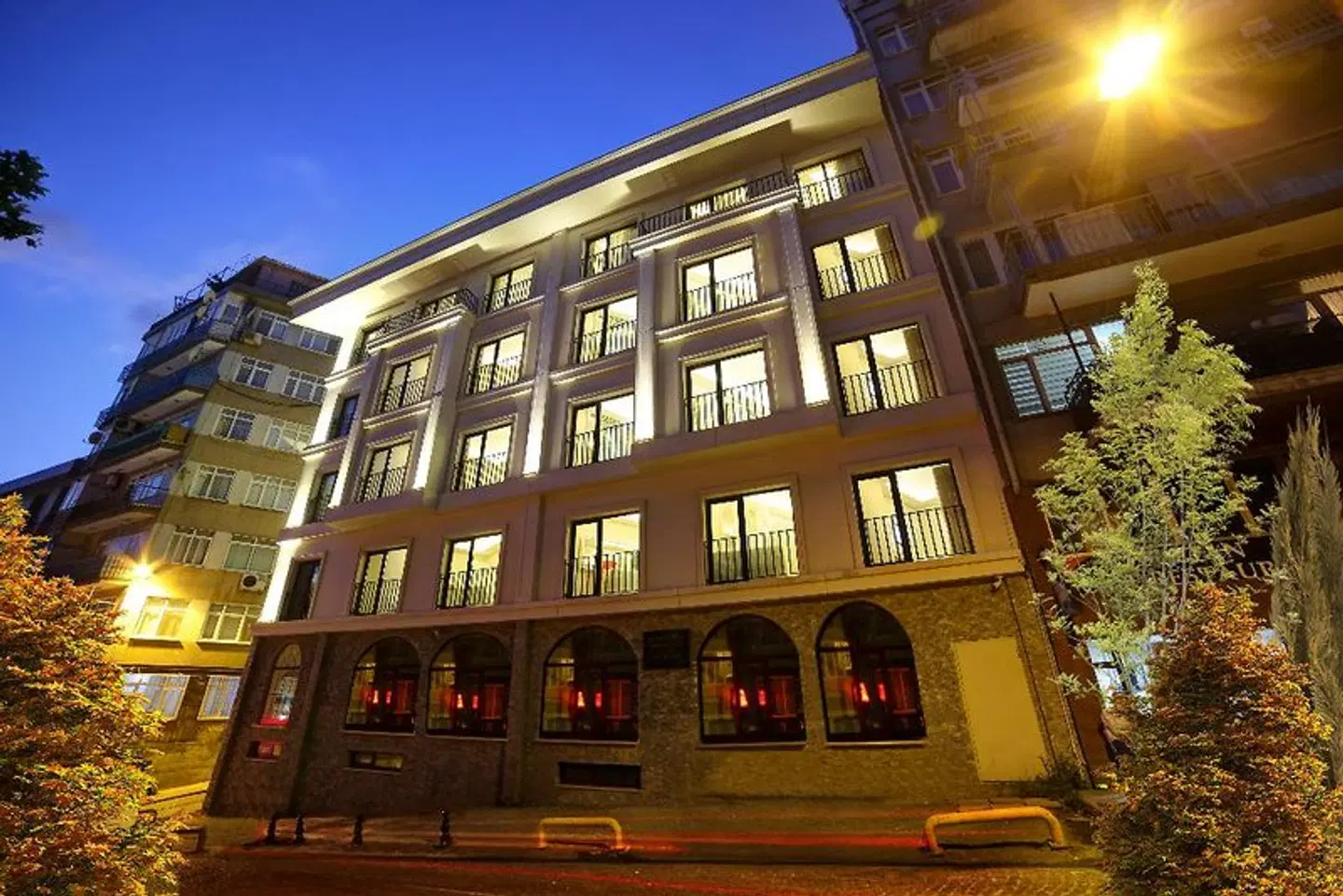 Great Fortune Design Hotel EXTERIOR