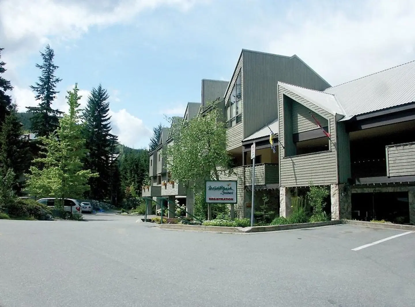 WorldMark Whistler Sundance EXTERIOR