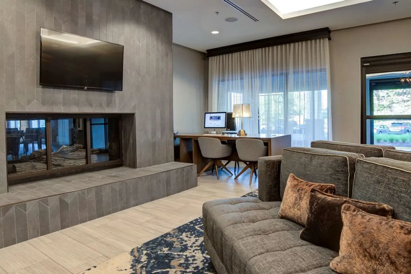 DoubleTree by Hilton Harrisonburg ROOM_EXAMPLE