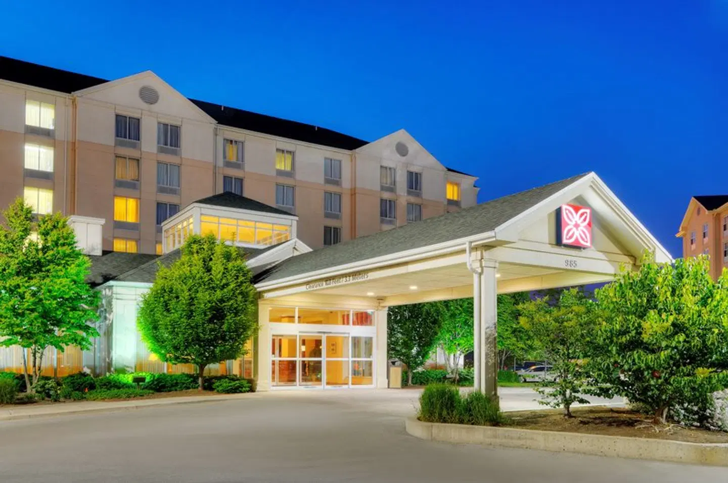 Hilton Garden Inn Toronto/Burlington EXTERIOR