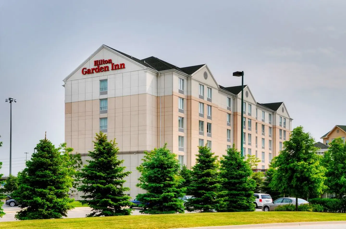 Hilton Garden Inn Toronto/Burlington EXTERIOR
