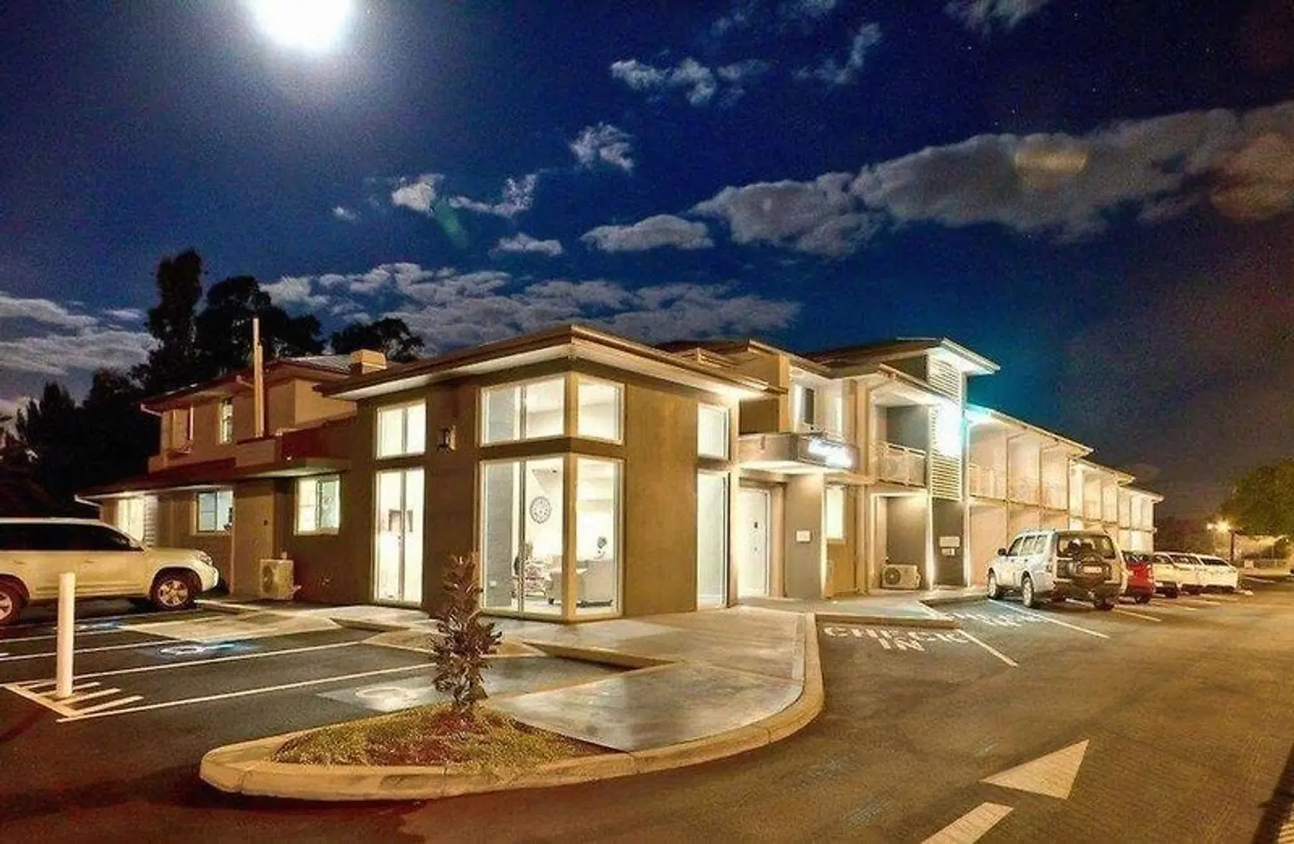 Remington Motor Inn HEALTH_BEAUTY