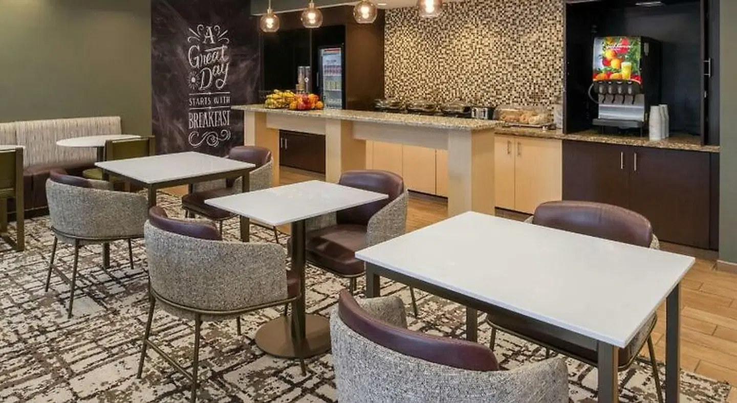 TownePlace Suites by Marriott Lexington South/Hamburg Place Bar