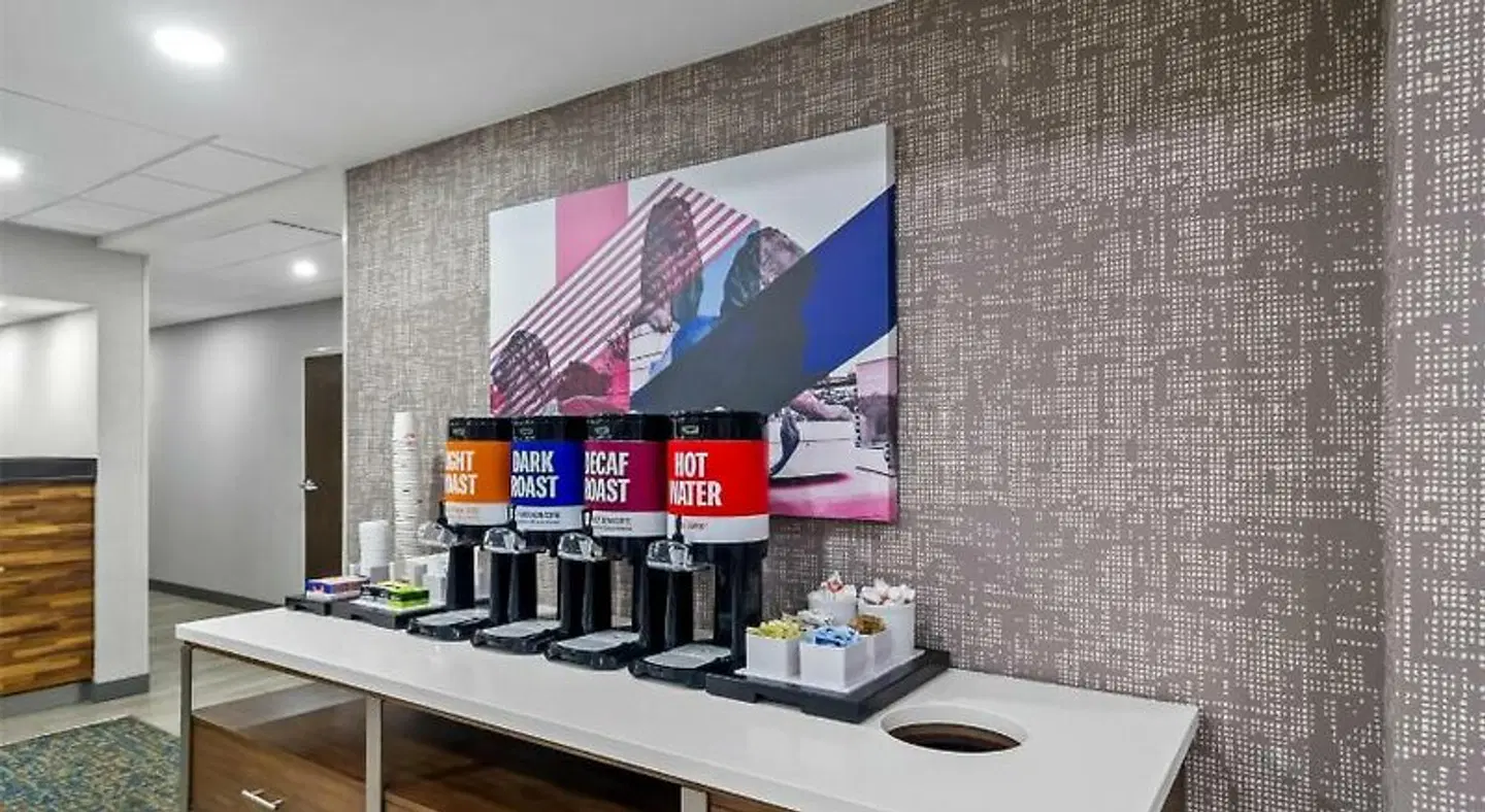 Hampton Inn Jacksonville/Ponte Vedra Beach-Mayo Clinic Area Bar