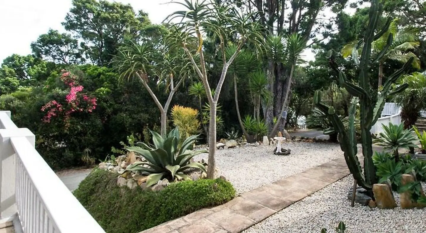 South Villa Garten