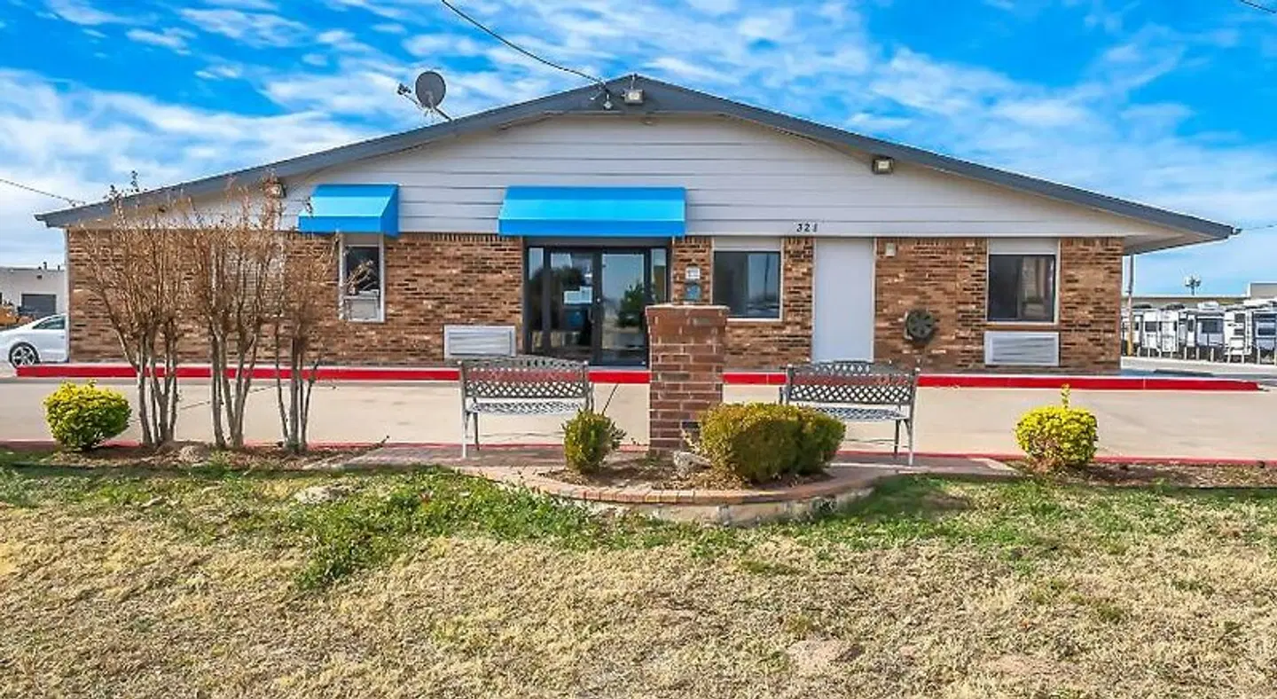 SureStay by Best Western Oklahoma City West EXTERIOR