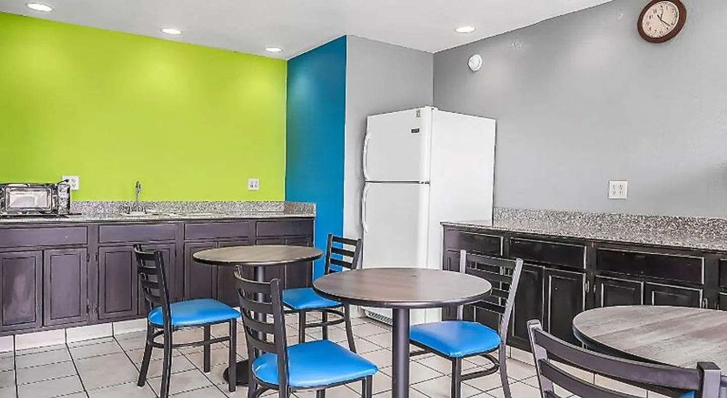SureStay by Best Western Oklahoma City West SPORTS_AND_LEISURE