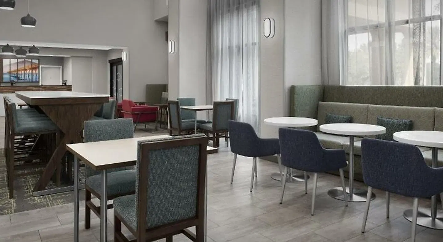 Hampton Inn & Suites Jacksonville South - Bartram Park LOUNGE_LOBBY