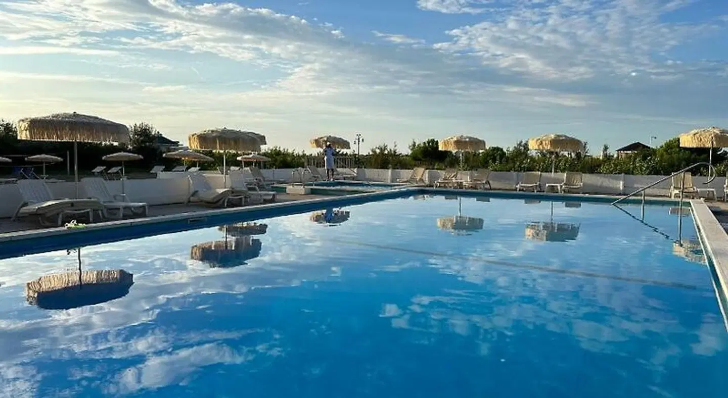 Hotel Beau Rivage Pineta OUTDOOR_POOL