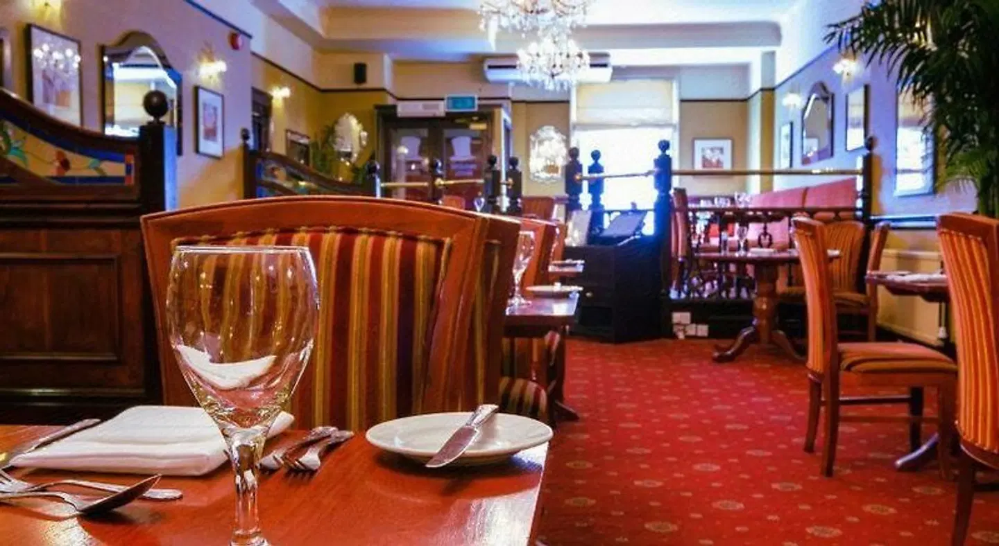 The Royal Bar