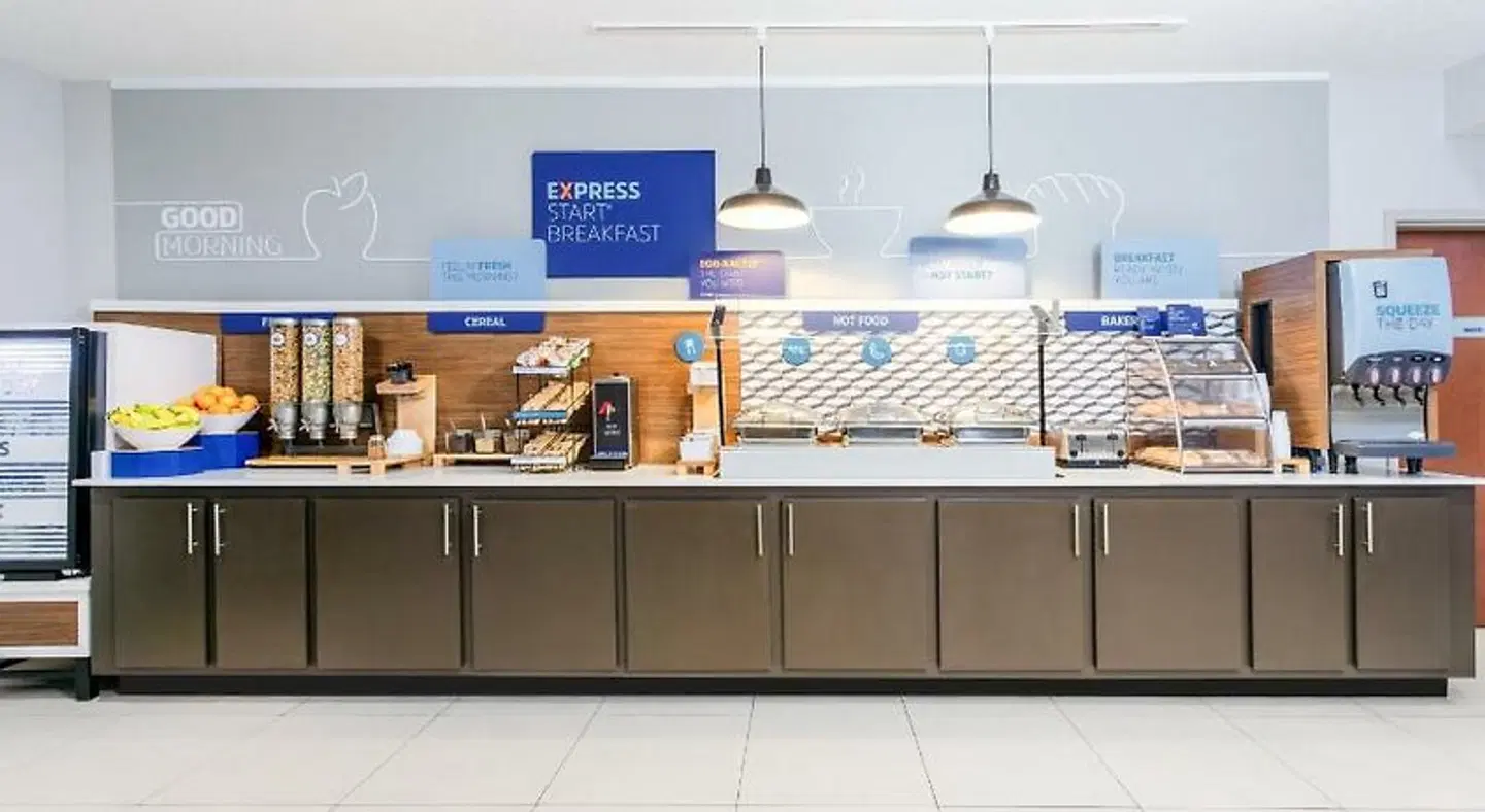 Holiday Inn Express & Suites Jacksonville - Mayport / Beach by IHG LOUNGE_LOBBY