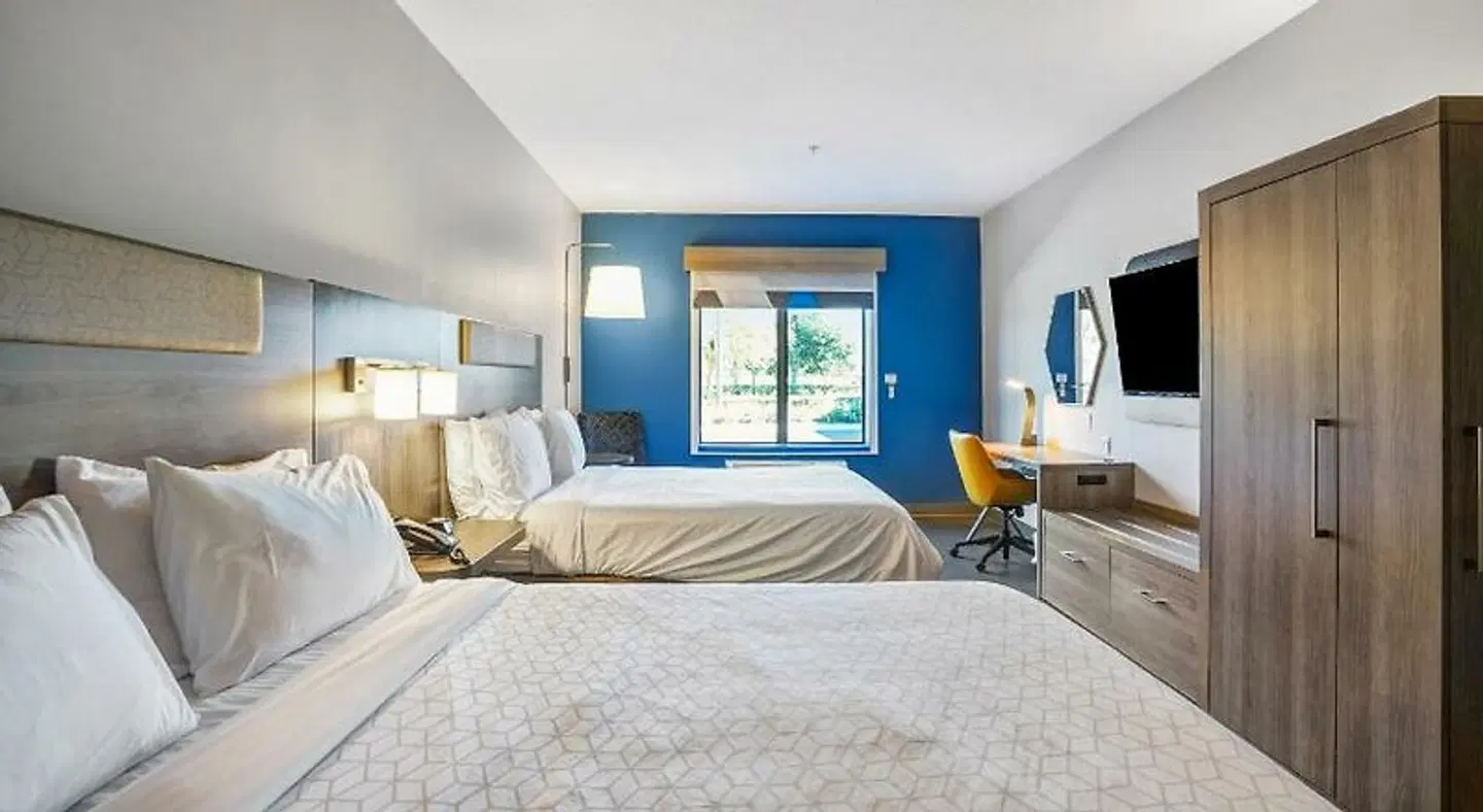Holiday Inn Express & Suites Jacksonville - Mayport / Beach by IHG ROOM_EXAMPLE