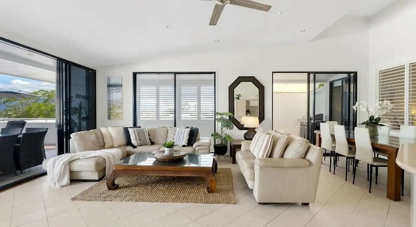 Saltwater Luxury Apartments LOUNGE_LOBBY