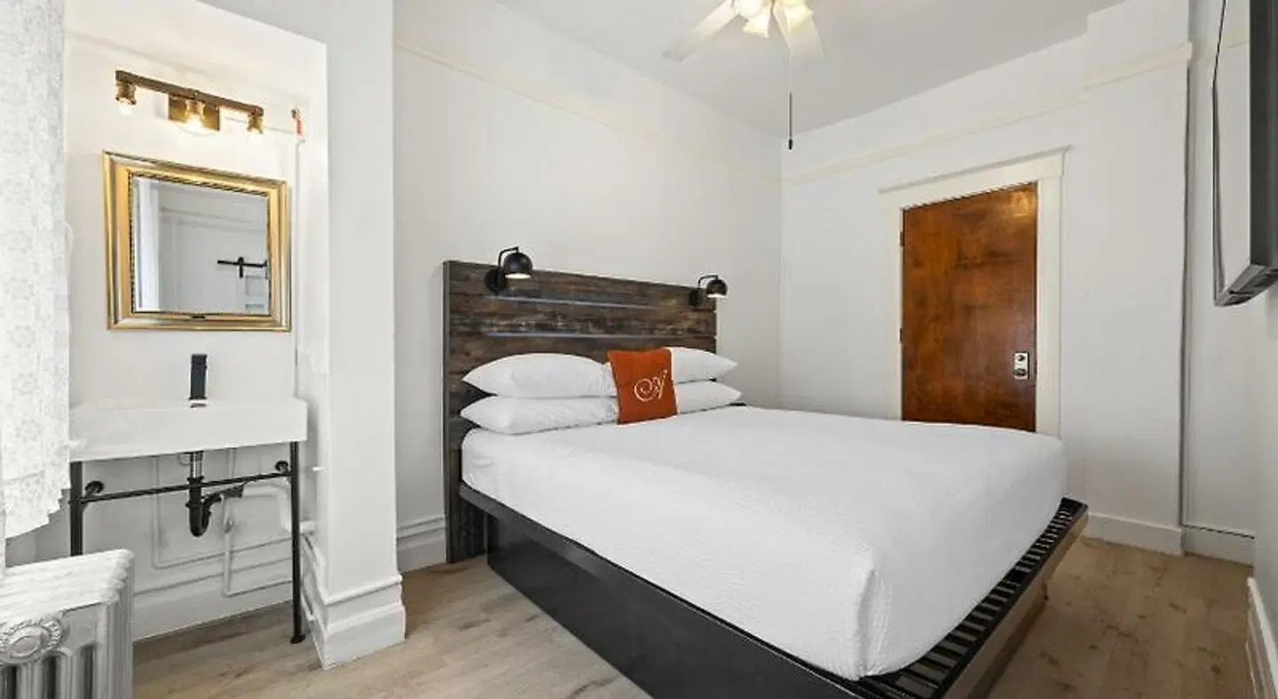Andrews Hotel ROOM_EXAMPLE