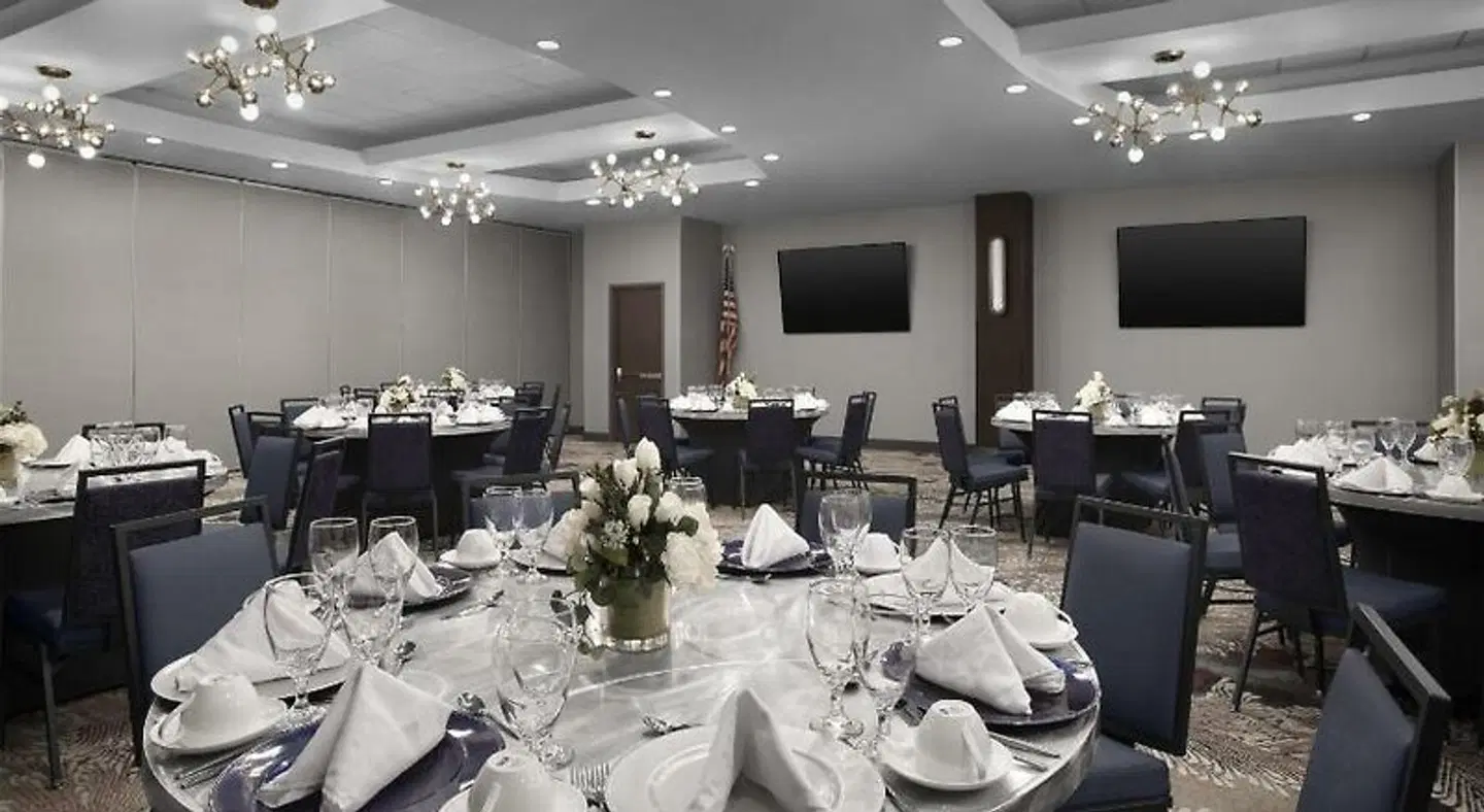 Embassy Suites by Hilton Jackson North Ridgeland Restaurant