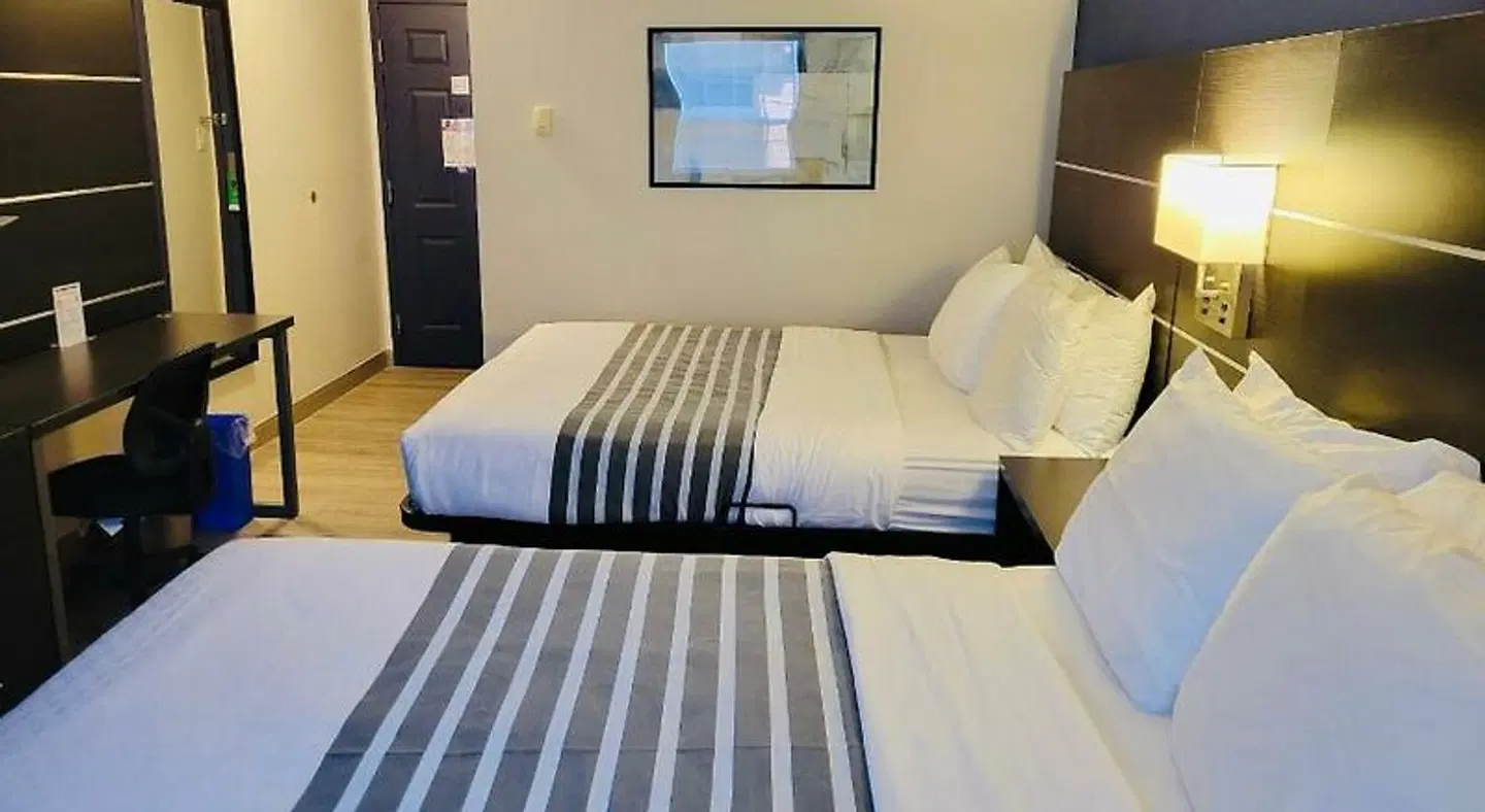 SureStay Plus Hotel by Best Western Kincardine ROOM_EXAMPLE