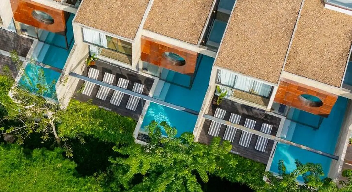 Cross River Kwai EXTERIOR