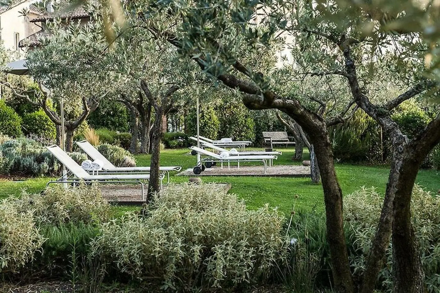 Nun Assisi Relais Spa Museum Garten