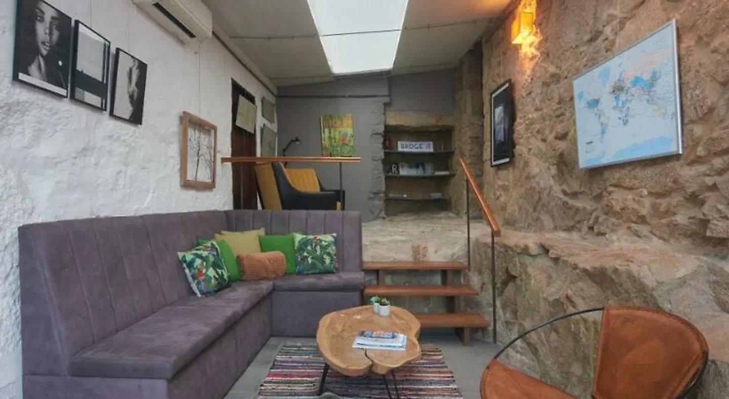 Bridge It - Suites & Views LOUNGE_LOBBY