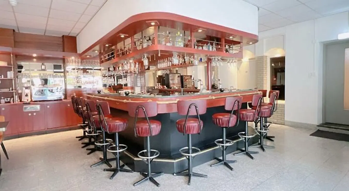 Atlas 2000 Bar