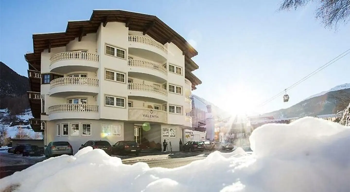 Hotel Valentin EXTERIOR