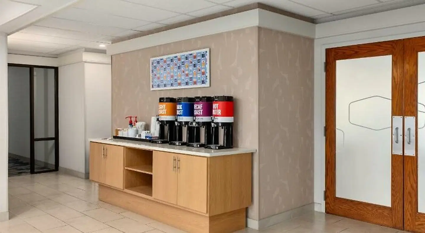 Hampton Inn Springfield-South LOUNGE_LOBBY