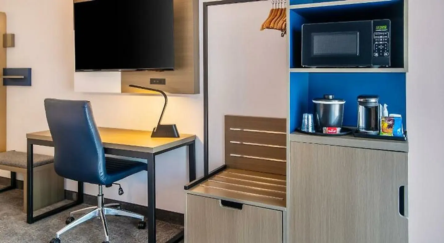Comfort Inn ROOM_EXAMPLE
