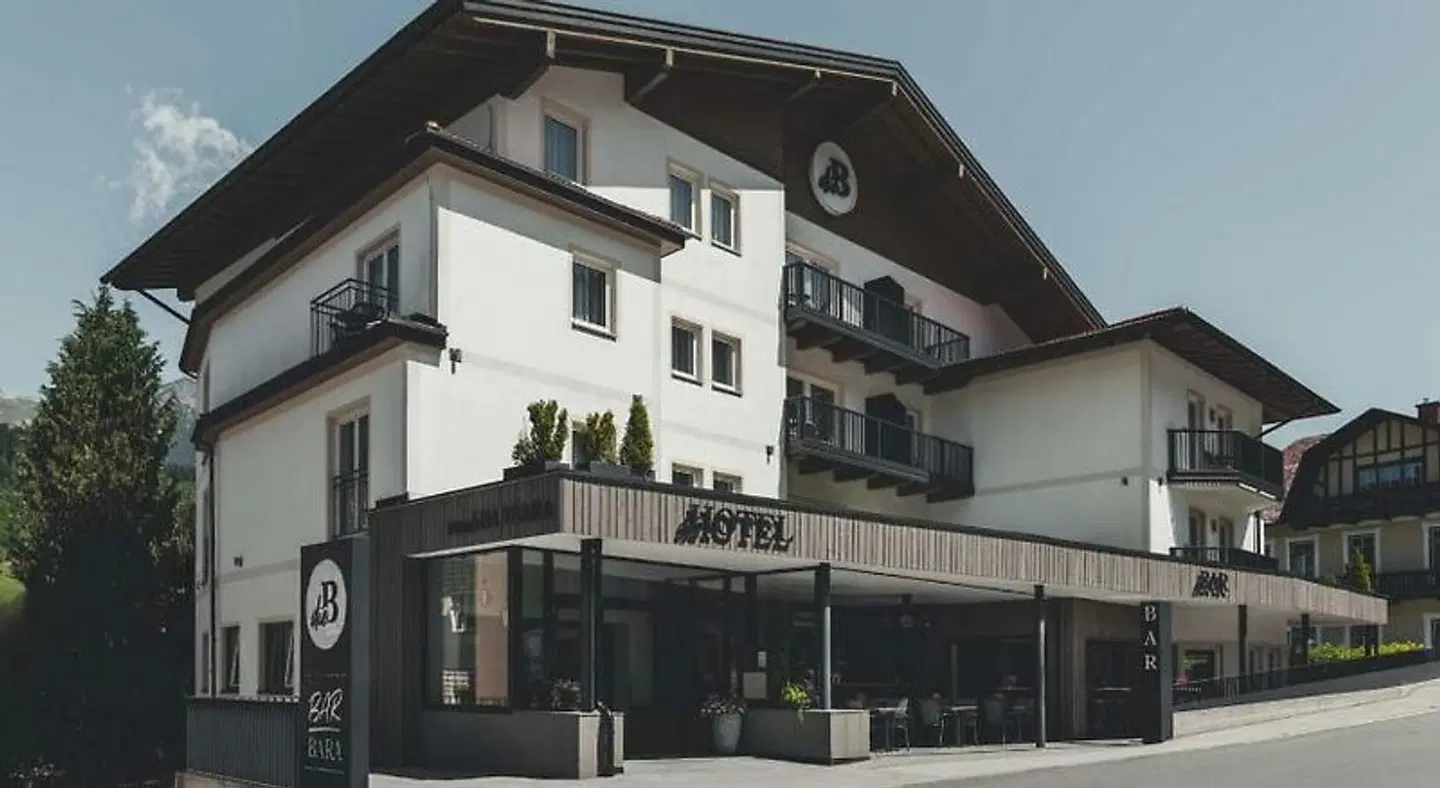 B&B Hotel Die Barbara EXTERIOR