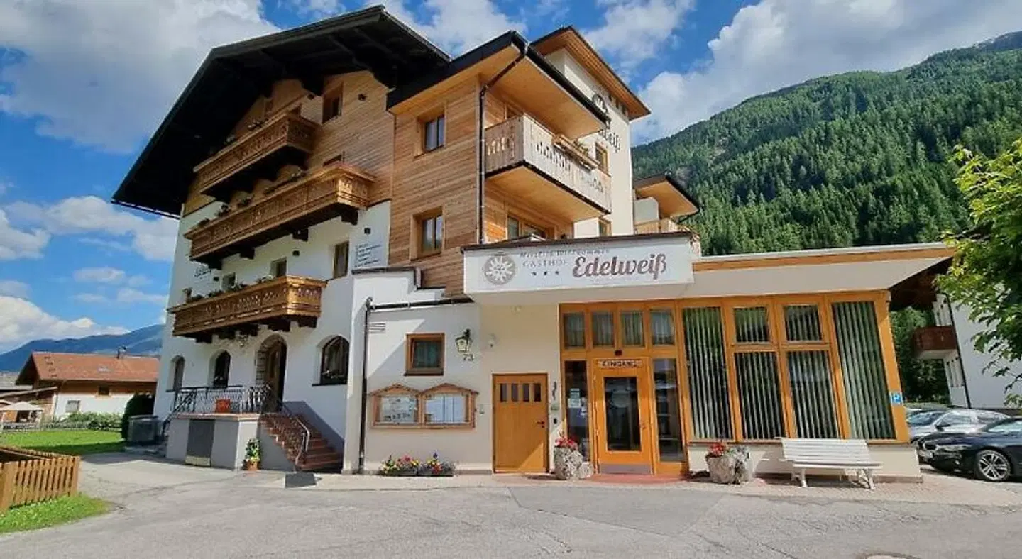 Gasthof Edelweiß EXTERIOR